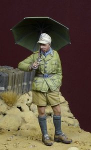 画像1: D-Day miniature studio[DD35245]1/35 WWII ドイツ パラソルを持つDAK兵士 北アフリカ1941-43 (1)