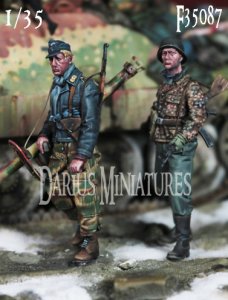 画像1: Darius Miniatures[DMF35087]1/35 WWII ドイツ 降下猟兵/武装親衛隊セット(2体入) (1)