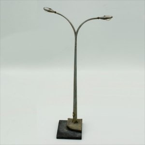 画像1: HDMODELS[HDM35037]1/35　Modern twin street light pole (1)