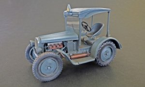 画像1: PlusModel[PM485]1/35WWII独 ハノマークRL-20トラクター(フルキット) (1)