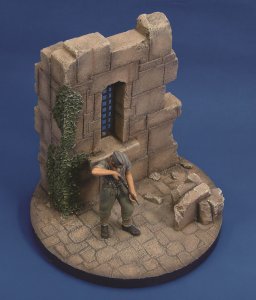 画像1: RoyalModel[RM113]1/35 円形ベース建物 (1)