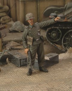 画像1: RoyalModel[RM227]1/35 独 SMGを持つピオネル連隊兵士 ビエンナ1945 (1)