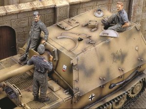 画像1: RoyalModel[RM258]1/35 独 フェルディナンド重駆逐戦車車兵 3体 パート2 (1)