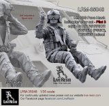 Live Resin[LRM35052]1/35 MH-6 SOF Helicopter Assault Team Operator straped  to external personnel pods (EPS) - Figure 1, correct to Kitty Hawk KH50004  MH-6 Little Bird - M.S Models Web Shop