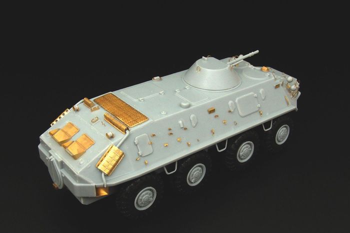 UR-416装甲兵員輸送車