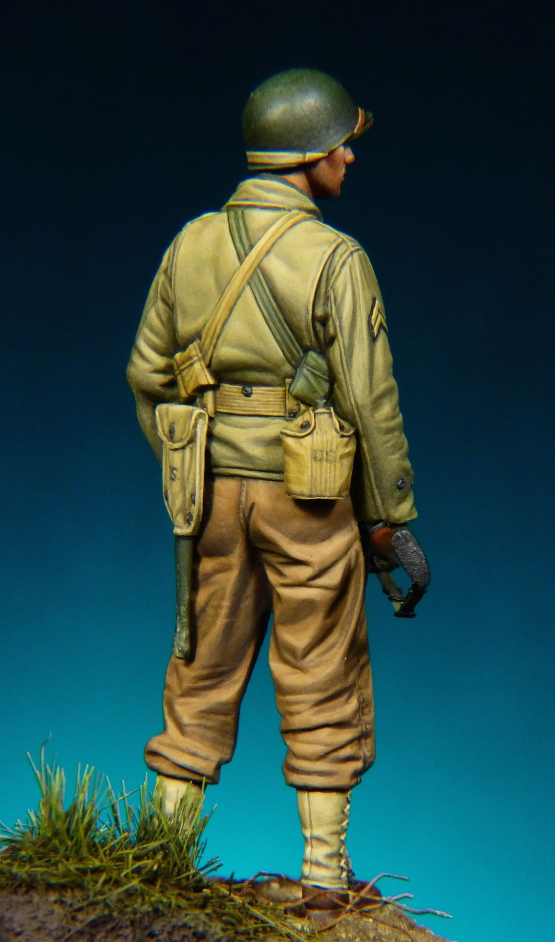 Alpine Miniatures[AM70244]フィギュアカラーシリーズ 1/35 WWIIアメリカ陸軍下士官  欧州戦線1944〜45(アルパインおまけ付）