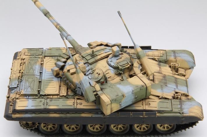 驚きの安さ アミュージングホビー 1 35 スロバキア陸軍 T 72m2 モデルナ プラモデル Amh35a039 期間限定送料無料 Alimamiy Ru