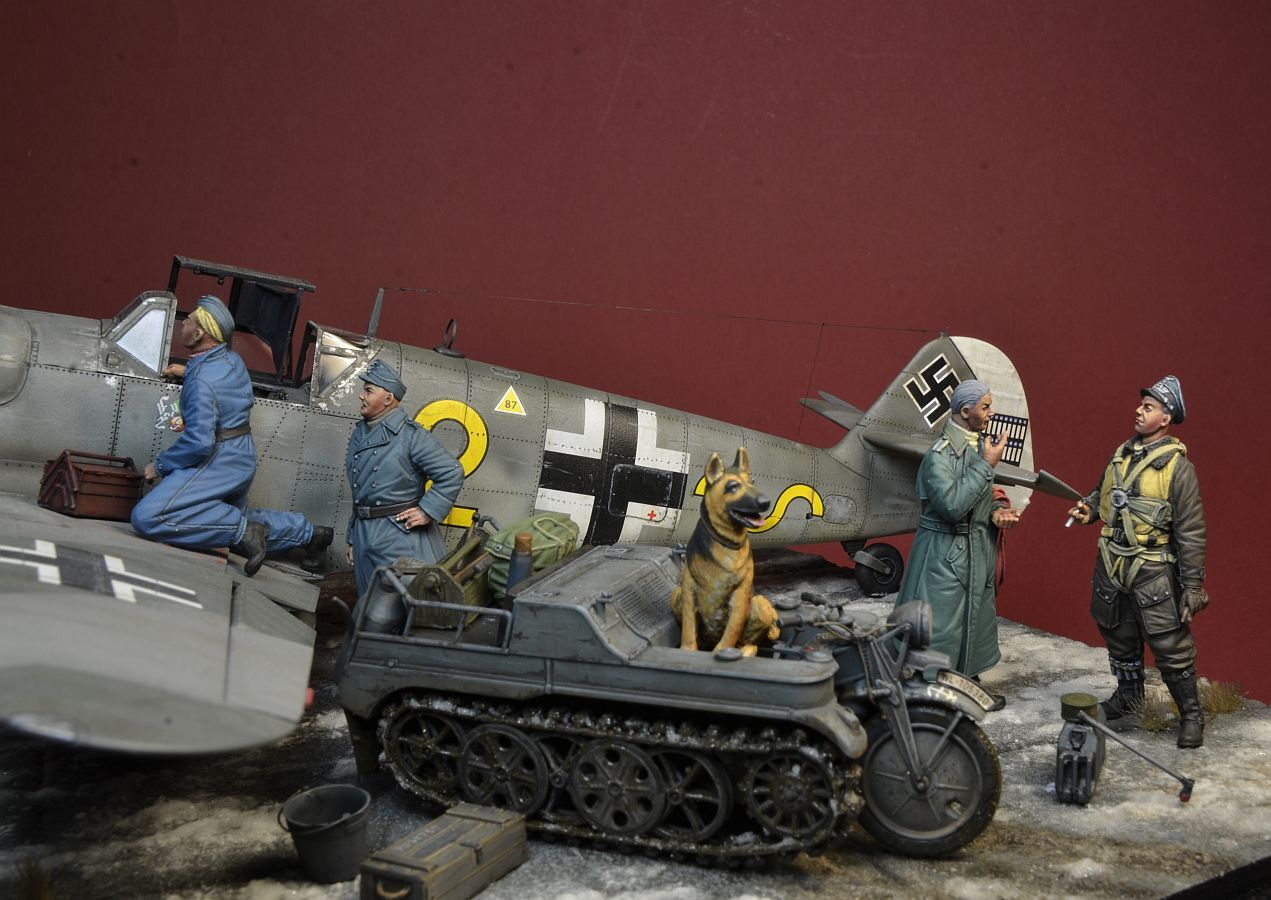 D-Day miniature studio［DD35198]1/35 WWII ドイツ空軍整備班ビック