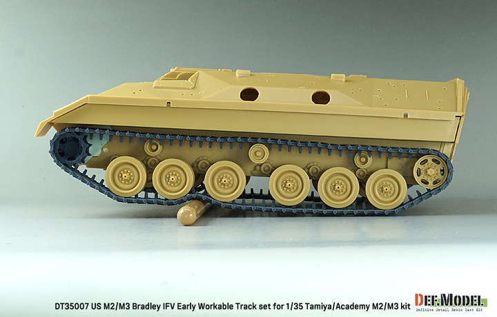 DEF.MODEL[DT35007]1/35 現用 アメリカ M2/M3ブラッドレー歩兵戦闘車 可動履帯セット 初期タイプ(タミヤ/アカデミー用)