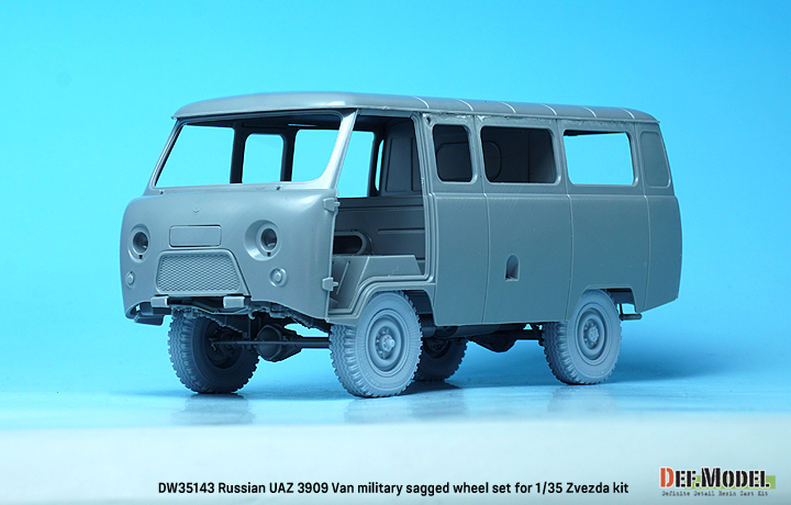 2021人気特価 【激レア】ロシア軍UAZ-3909軍用バン1/35 ソ連軍