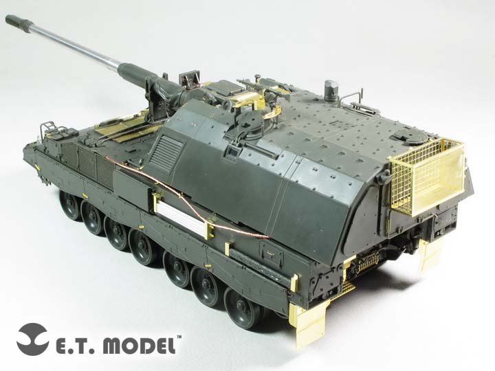 E.T.MODEL[E35-247]独 PZH2000自走砲 増加装甲 - M.S Models Web Shop