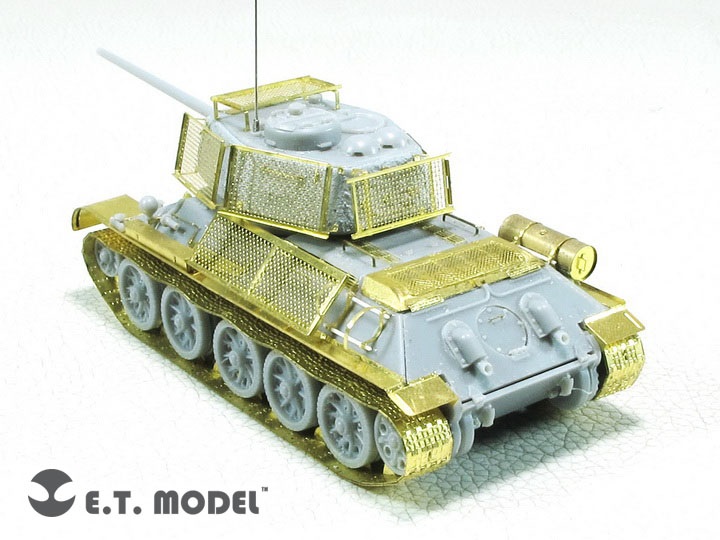 T-34/85 ベッドスプリングアーマー-