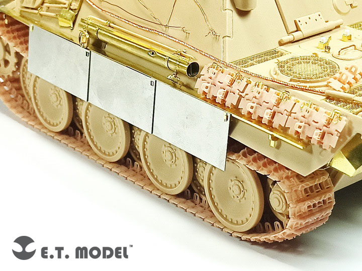 E.T.MODEL[P35-001]1/35 WWII ドイツパンター戦車用後期型履帯セット(3D)