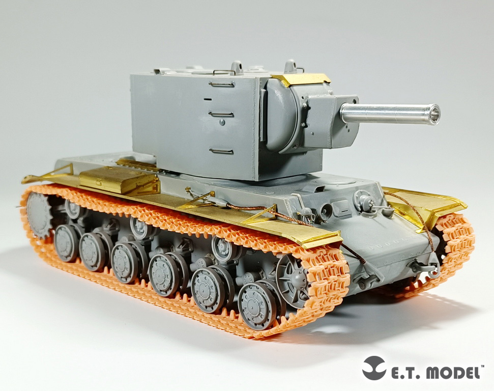 E.T.MODEL[P35-050]1/35 WWII 露/ソ ロシアKV-1/2重戦車(700mm初期型)用可動式履帯(3Dプリンター)