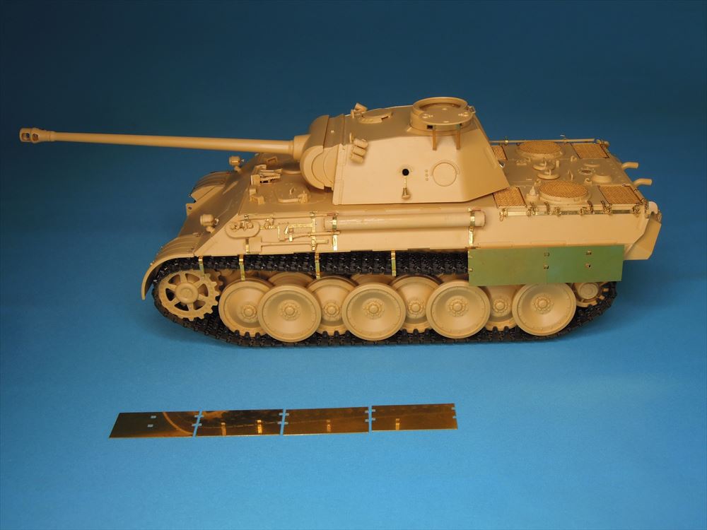 Passion Models[P35-116]1/35 パンサーD型 シュルツェンエッチング