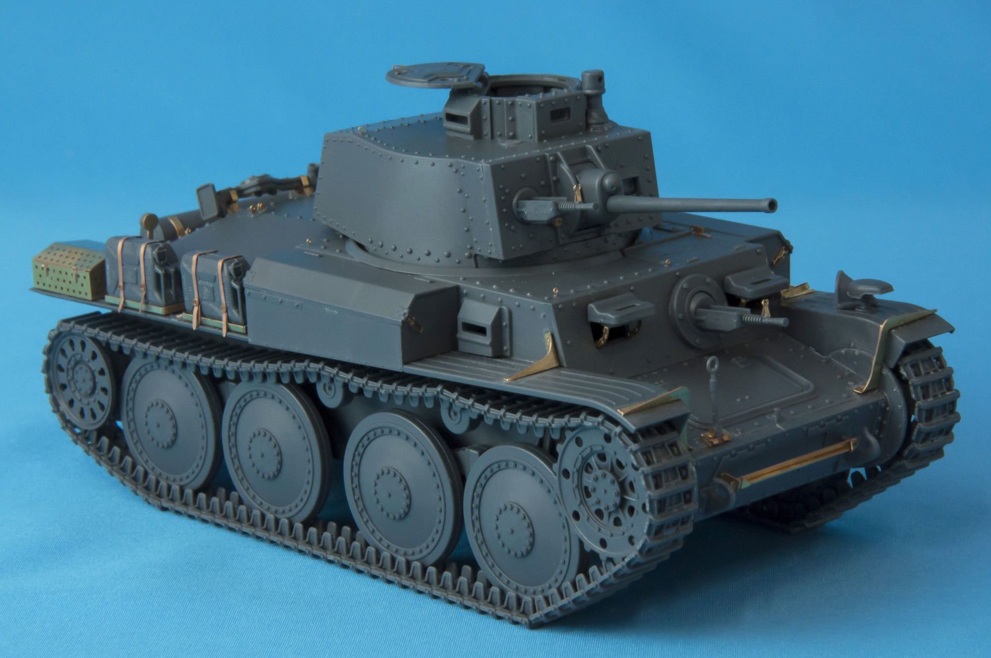 Passion Models[P35-152]1/35 38(t) E/F型用エッチングセット[対応