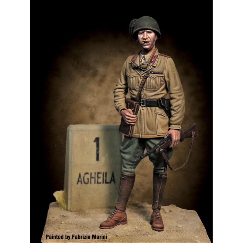 RoyalModel[RM940]1/24 WWII イタリア陸軍ベルサリエール将校 トリポリ