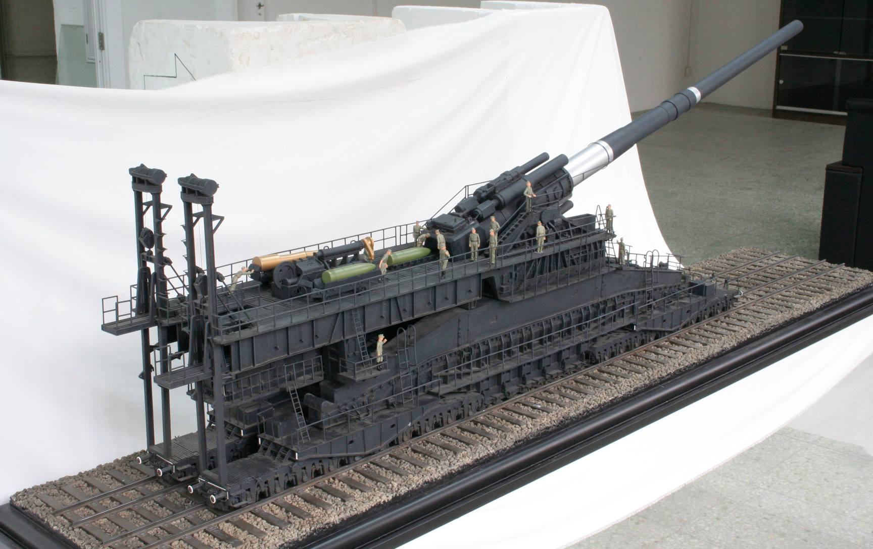 1/35 ドイツ列車砲 ドーラ 完成品 ソアアート金属部隊 アオシマ - 模型 