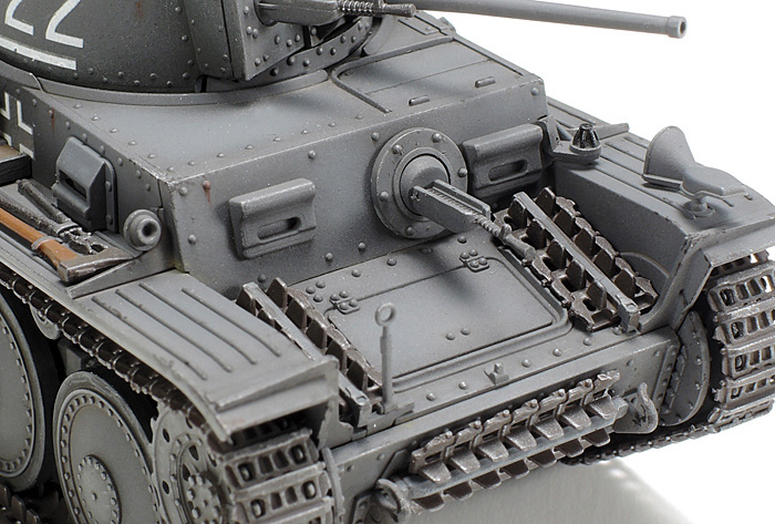 タミヤ[TAM32583]1/48 ドイツ軽戦車 38（t）E/F型 - M.S Models Web Shop