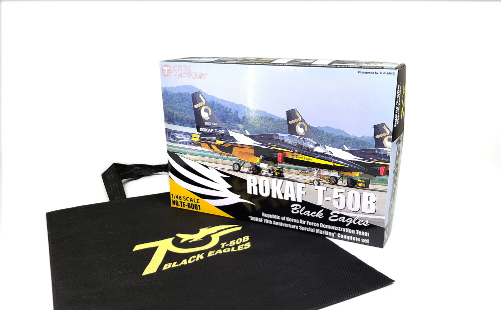 トリファクトリー[TF-8001]1/48 T-50BブラックイーグルスROKAF創設70周年記念スペシャルセット